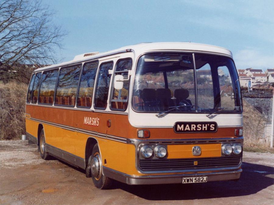  Bedford YRQ Plaxton Panorama (C45F) 1980 года  (UK) (фото 2 из 3)